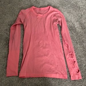 Lululemon long sleeve workout shirt